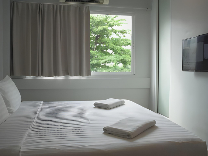 Bedroom 8