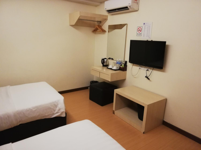 Bedroom 10