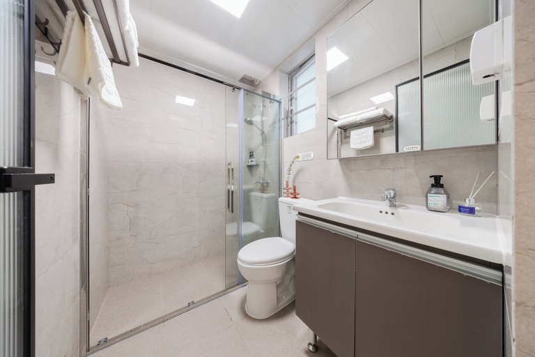 Bathroom 3, Gangxiahui Hotel Apartments, Shenzhen