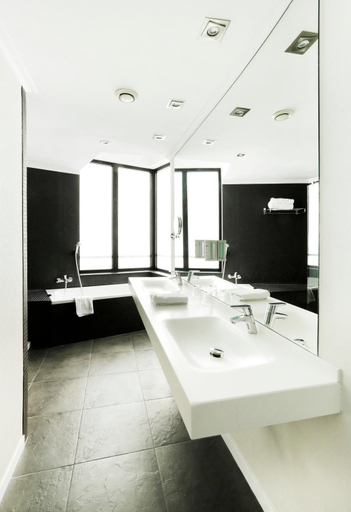 Bathroom 4, Alimara Hotel Barcelona, Barcelona