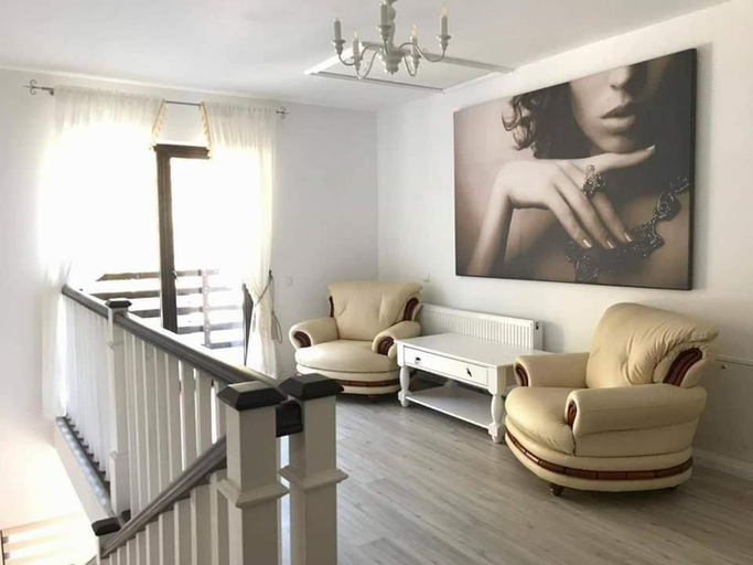 Others 2, Casa Davideea, Bistrita Bargaului