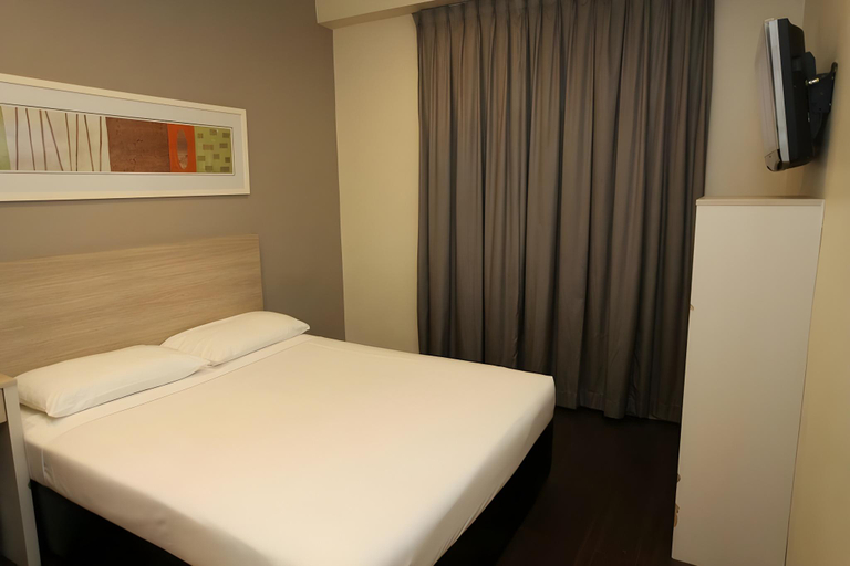 Bedroom 13