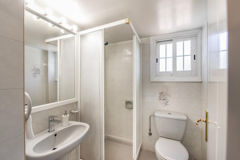 Room 2, Platres Forest Panorama