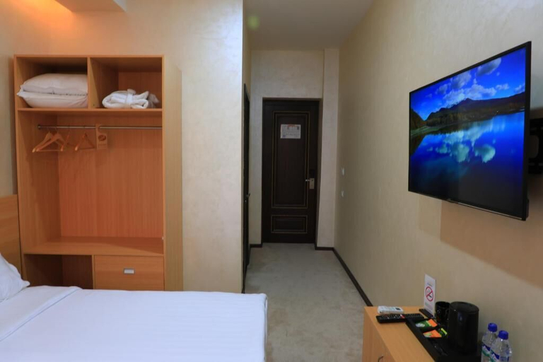 Bedroom 2, City Inn Hotel, Tashkent City