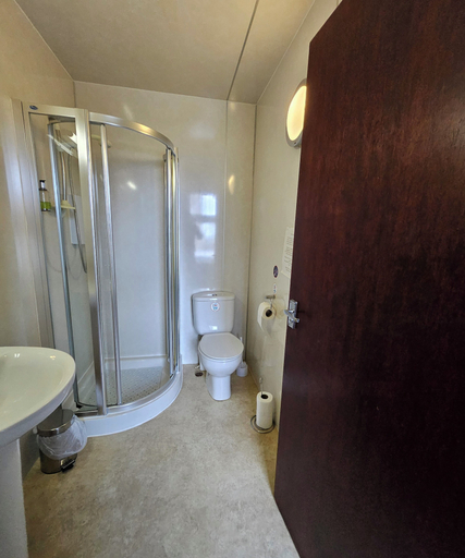 Bathroom, Homesly The Station Hotel, Aberdeenshire