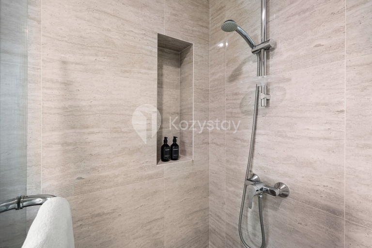 Bathroom 5, Tenui by Kozystay - Tanjung Barat, South Jakarta