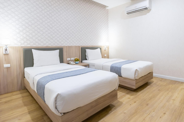 Bedroom 8