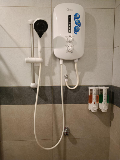 Bathroom 2