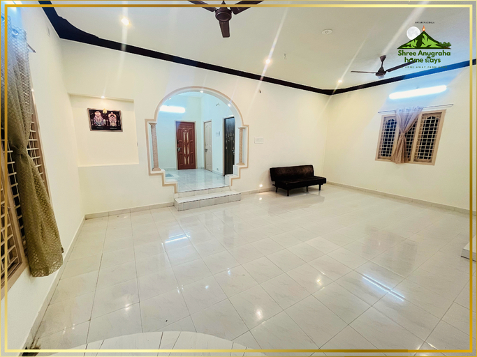 Public Area 1, Shree Anugraha Home Stays, Tiruvannamalai