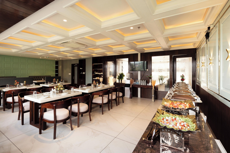 Food & Drinks 5, Alivaa Hotel, McLeodganj With Best Dhauladhar View & Infinity Pool Sky Garden, Kangra