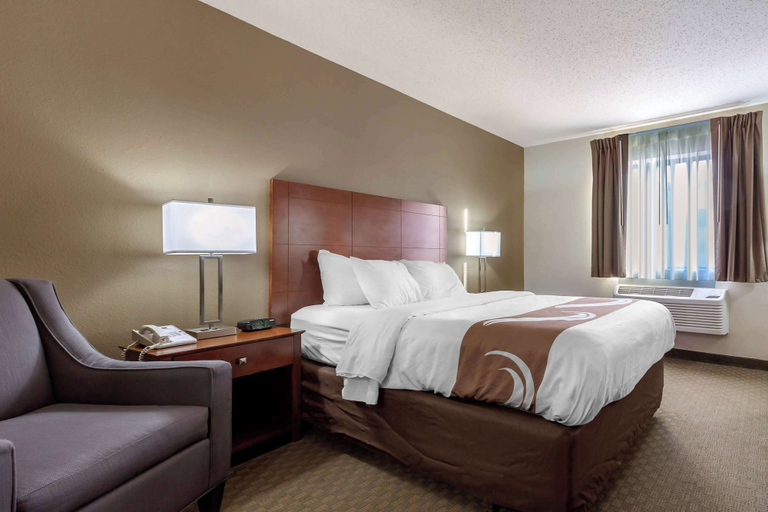 Bedroom 3, Quality Inn Hays I-70, Ellis