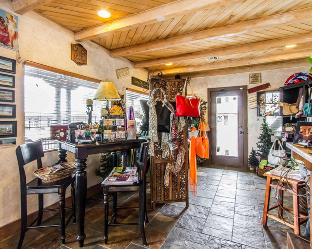 Food & Drinks 3, Rodeway Inn & Suites Williams Downtowner-Rte 66, Coconino