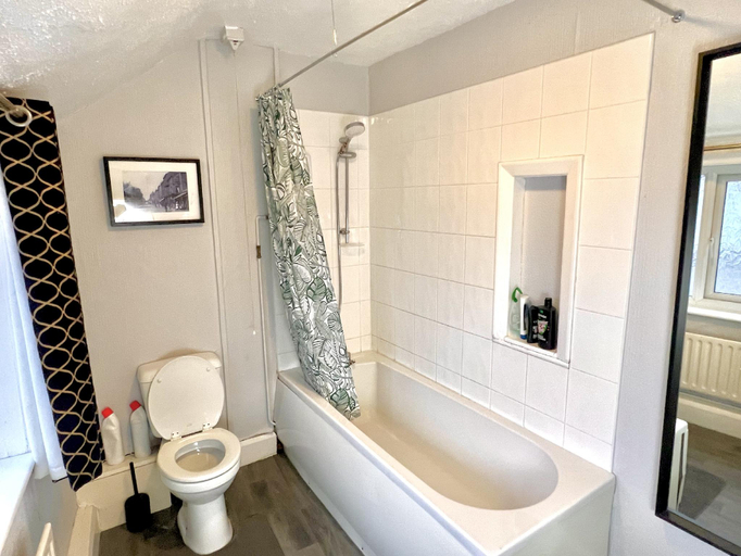 Bathroom 4, The Horse & Jockey, Lincolnshire