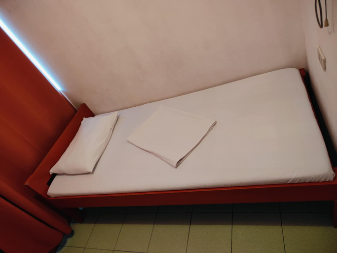 Bedroom 8