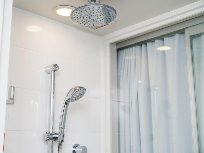 Bathroom 4, APA Hotel Kamata Ekimae, Ōta