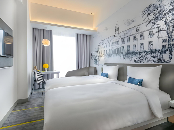 Bedroom 14