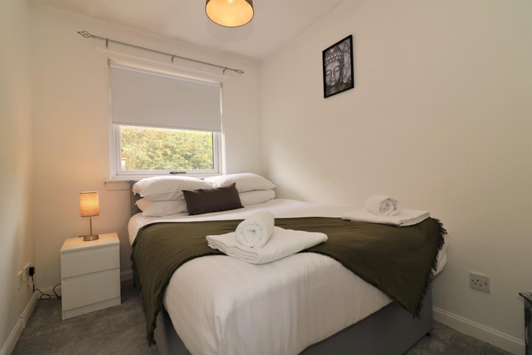 Room 2, Culzean House - Carfin, North Lanarkshire