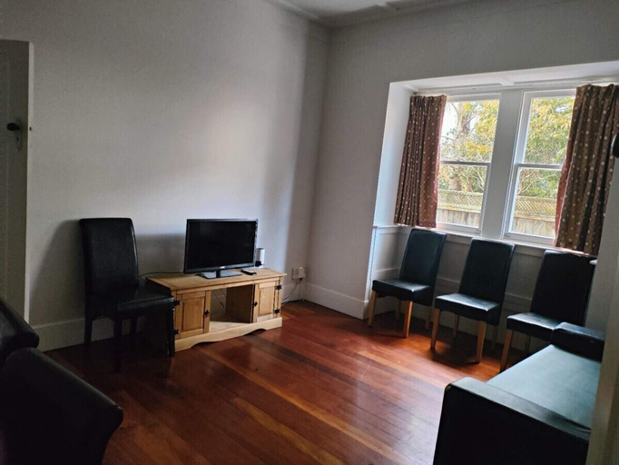 Others 5, 5 Bedroom House 7 Rangiatea Road, Waitakere