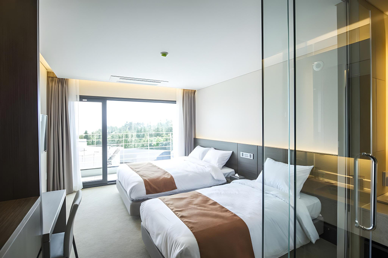 Bedroom 2, Grandmer Hotel Seogwipo Ocean, Seogwipo