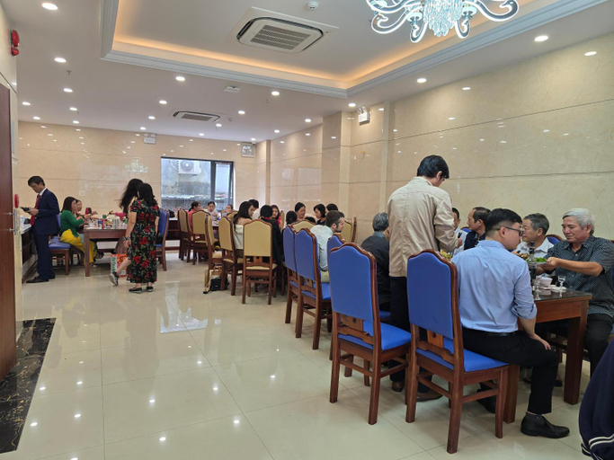 Food & Drinks 5, Sea Near Me Hotel Danang, Da Nang
