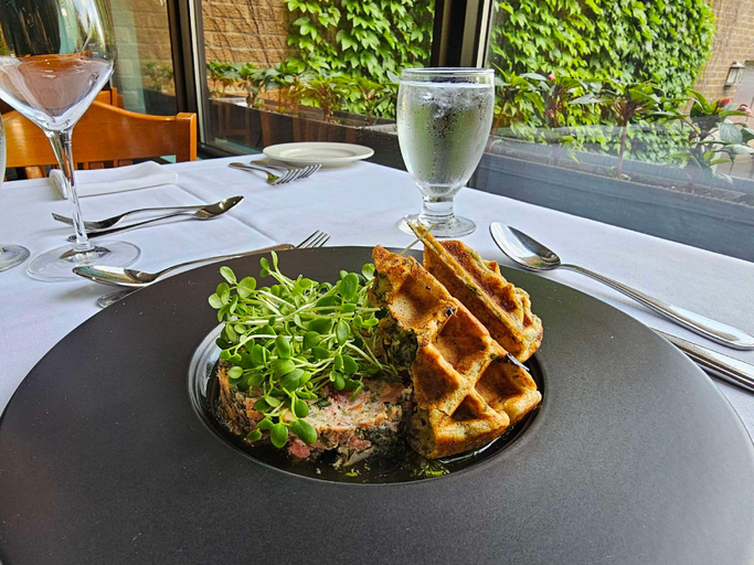 Food & Drinks 5, Hotel Le Victorin, an Ascend Hotel Collection Member, Arthabaska