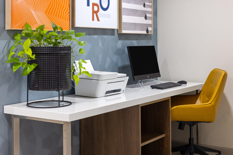 Public Area 2, Holiday Inn Express & Suites FREEPORT - BRUNSWICK AREA by IHG, Cumberland