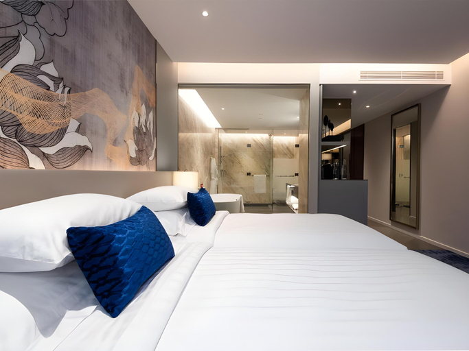 Bedroom 16