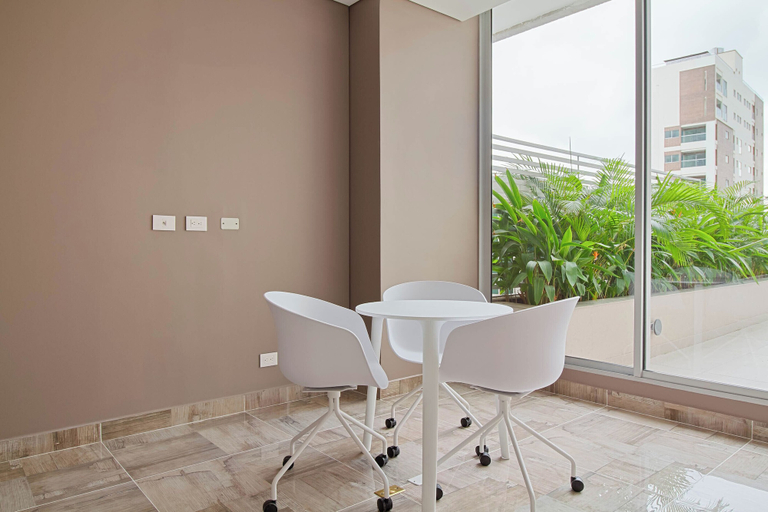 Others 4, Distrito 90 By Hostpro, Barranquilla