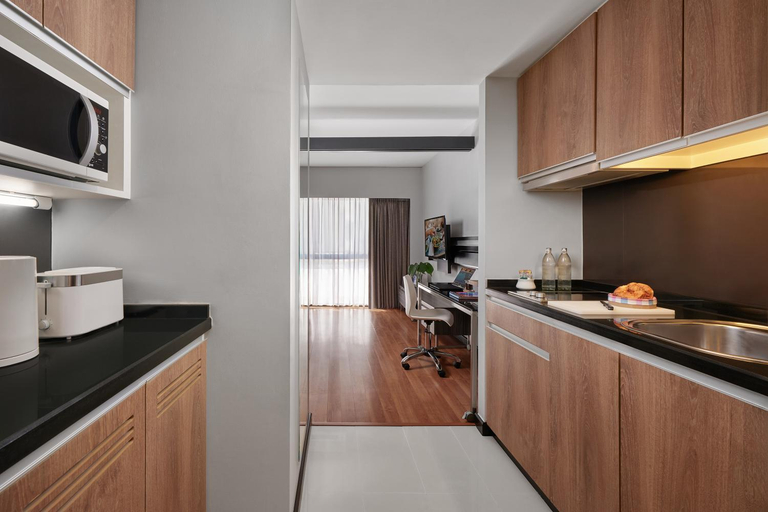 Dining Room 19