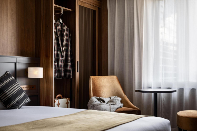 Bedroom 16