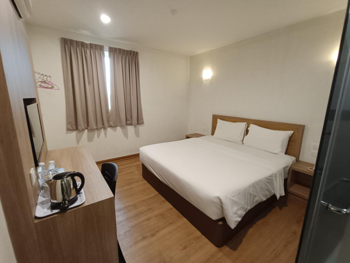Bedroom 14