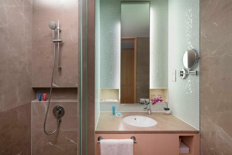 Bathroom 9