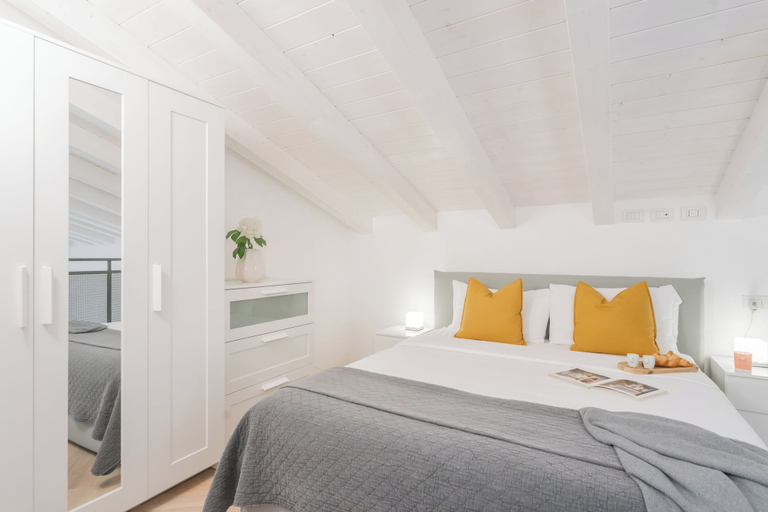 Bedroom 4, Borsieri Como Apartments with Parking by Rent all Como, Como