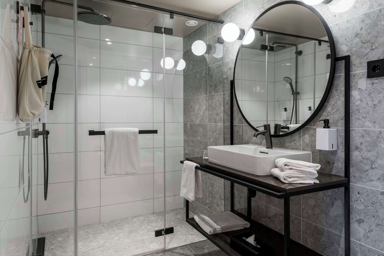Bathroom 4, Scandic Park Stockholm, Stockholm