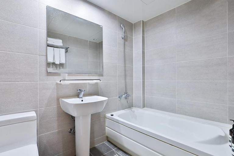 Bathroom, THE FIRST HOTEL, Changwon