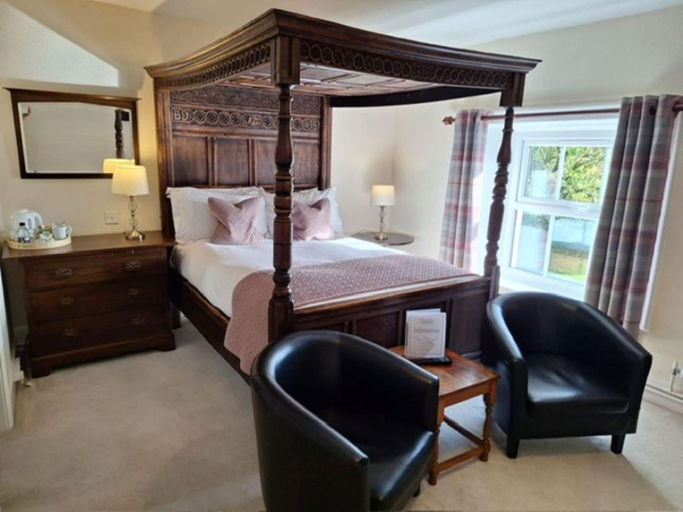 Bedroom 2, Pheasant Inn, Lancashire