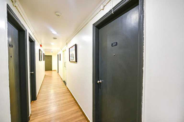 Public Area 3, FabHotel La Serene NFC, Delhi