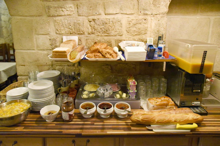 Food & Drinks 4, Hotel Richmond, Paris