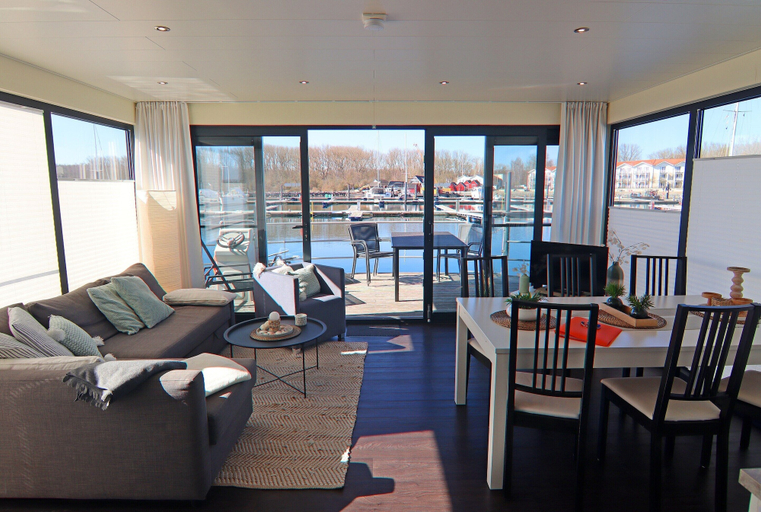 Living room 2, Houseboat in Boltenhagen, Nordwestmecklenburg