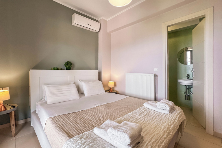 Bedroom 2, YaChara Villa, Crete
