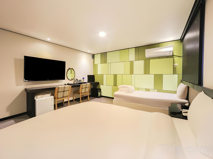 Bedroom 3, Elysee Hotel Busan, Jung