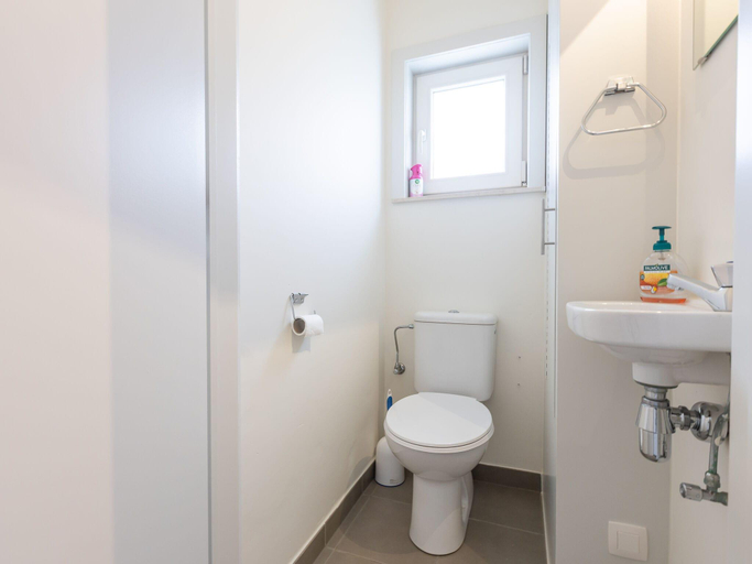 Bathroom 3, Holiday home within walking distance of the sea, West-Vlaanderen