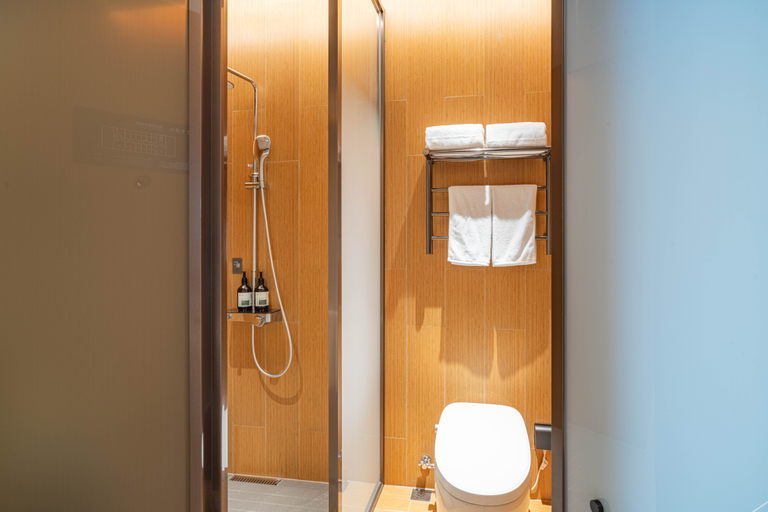 Bathroom 3, Ji Hotel Nanning Shanglin Fengling Road, Nanning