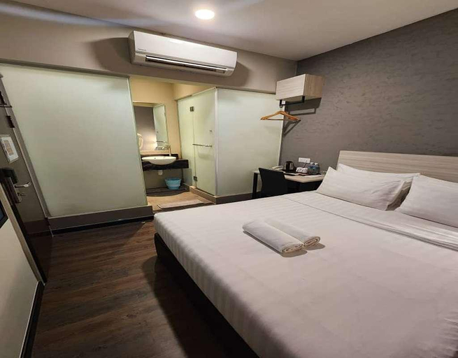 Bedroom 5
