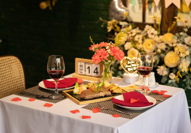 Food & Drinks 5, Thanh Lich Hue Hotel, Huế