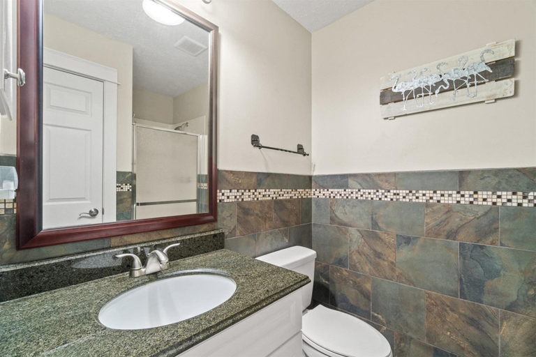 Bathroom, Basking by the Beach, Bay