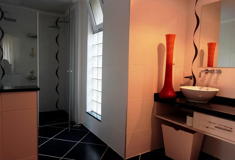Bathroom 4, Azure Palm Resort, Fethiye
