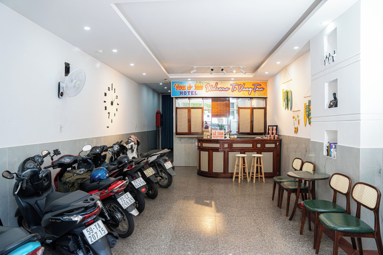 Food & Drinks 5, You & Me Hotel & Apartment, Vũng Tàu
