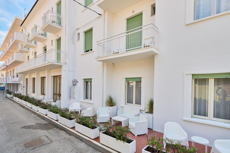 Others 4, HOTEL JOLANDA, Rimini