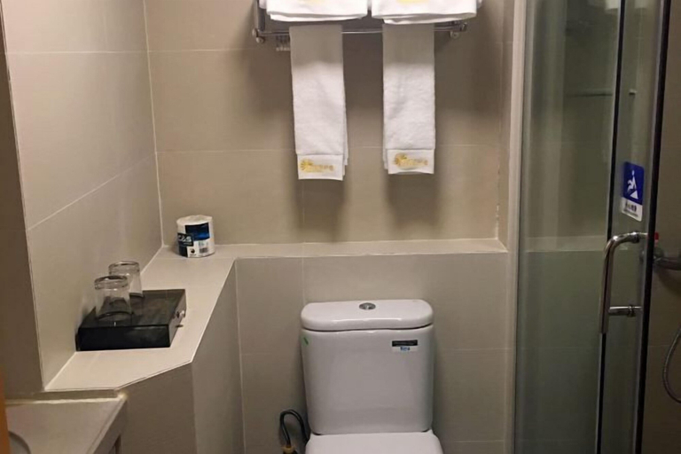 Bathroom, Lemon Heart Apartment Hotel, Foshan